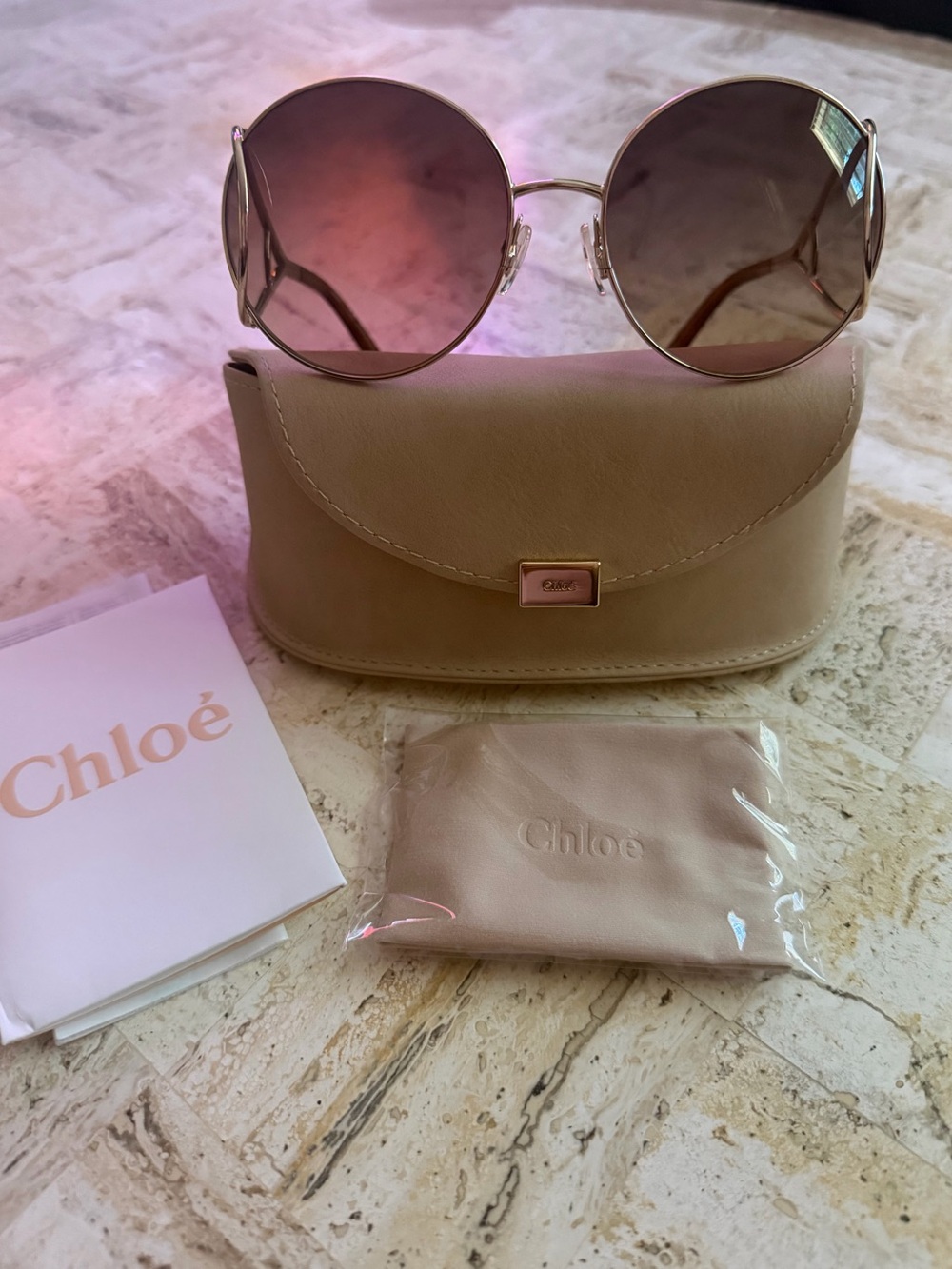 Chloe Women's Round Oversized Sunglasses